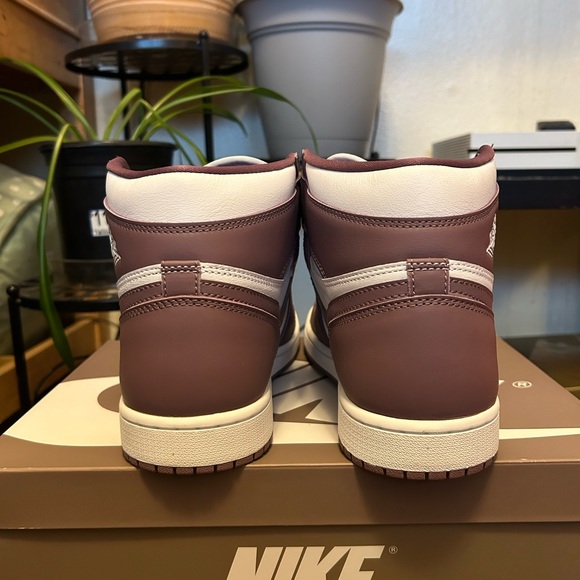 Air Jordan 1 retro High OG - Picture 2 of 5
